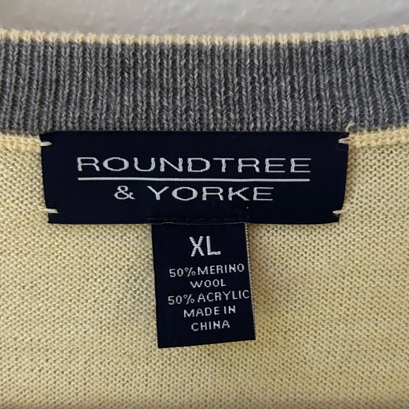 Cheery Argyle Lightweight Merino Wool Blend Sweater (Size XL) - Picture 5 of 8